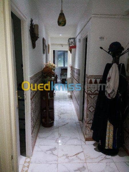 Echange Appartement F4 Oran Oran 6
