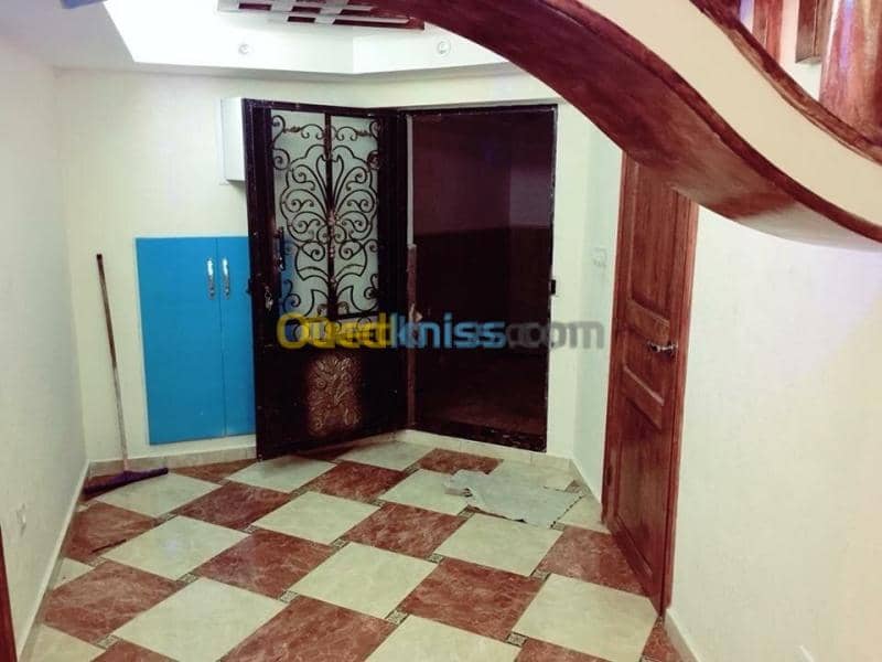 Echange Appartement F2 Oran Ain el turck 2