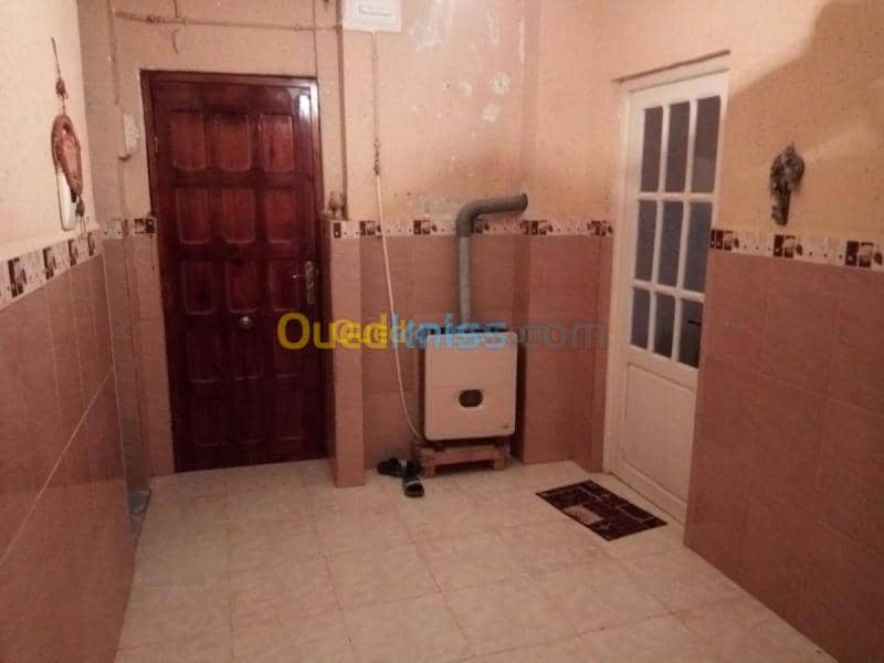 Echange Appartement F3 Relizane El hamadna 2