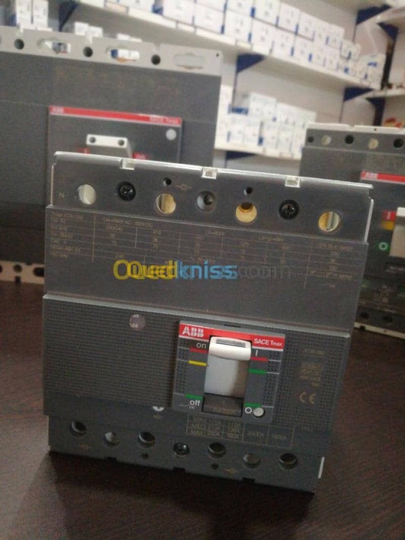 Produits d'électricité ABB 14