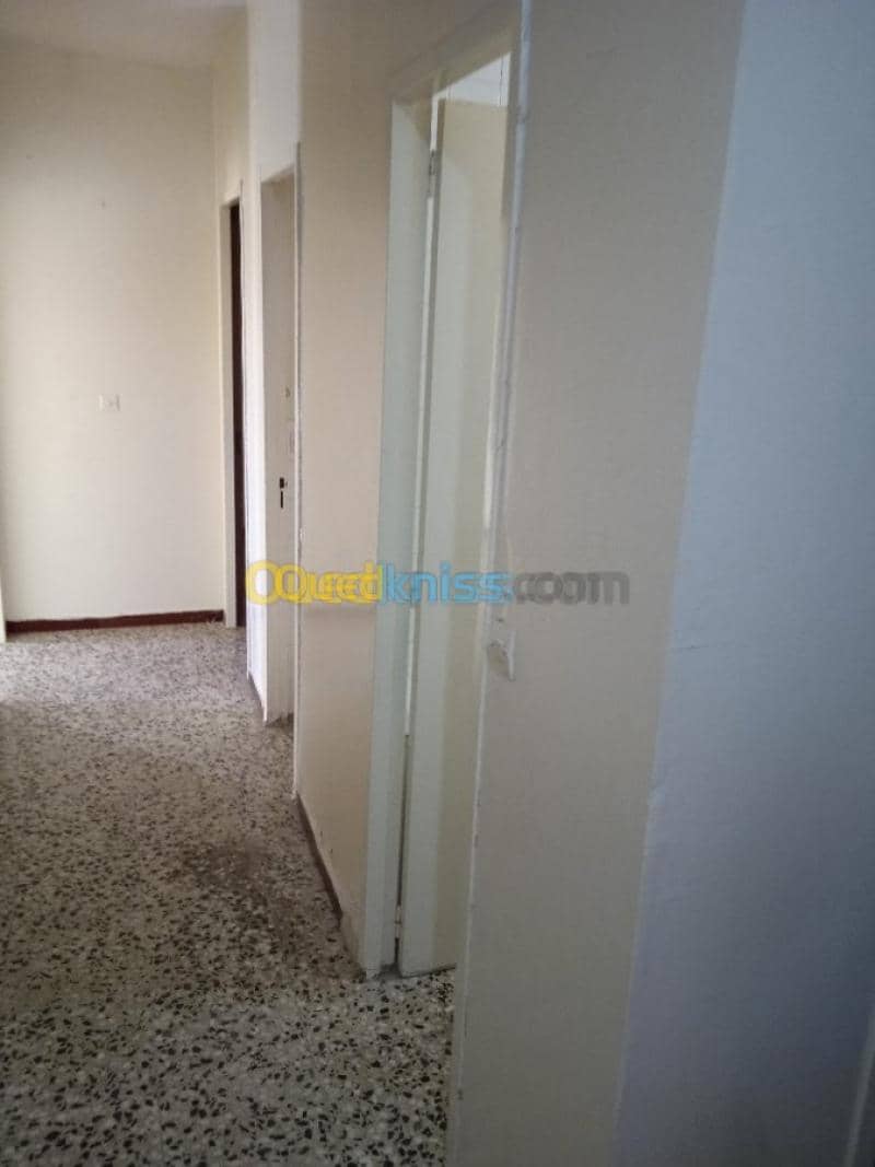 Vente Appartement F3 Djelfa Djelfa 24