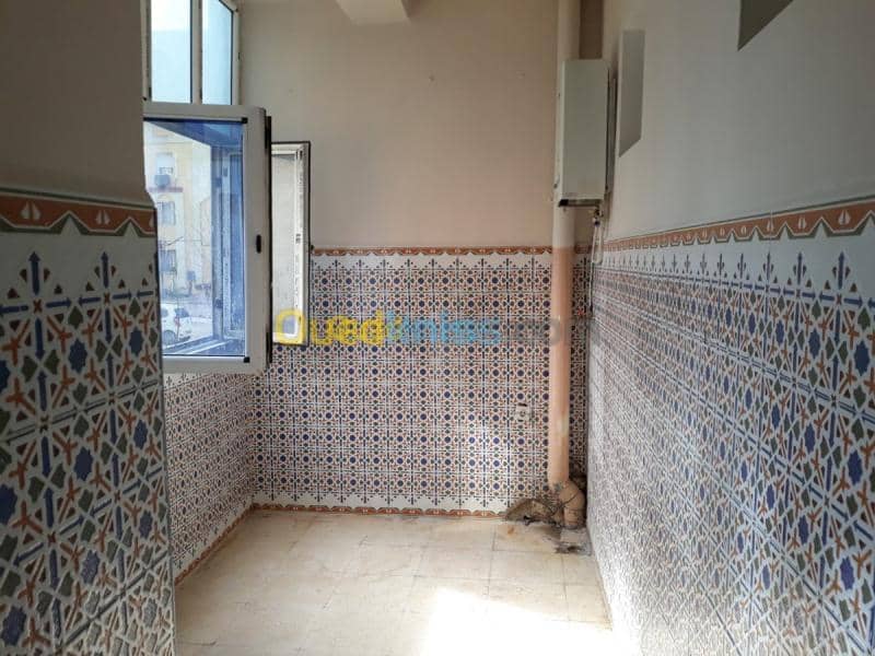 Location Appartement F4 Tiaret Tiaret 17