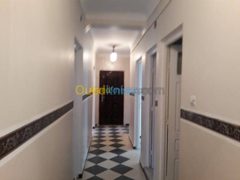 Location Appartement F4 Tiaret Tiaret 34