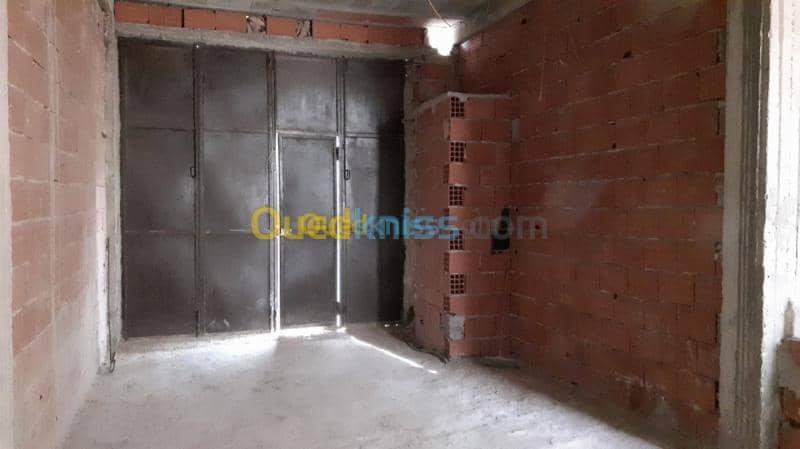 Vente Carcasse Saida Ain el hadjar