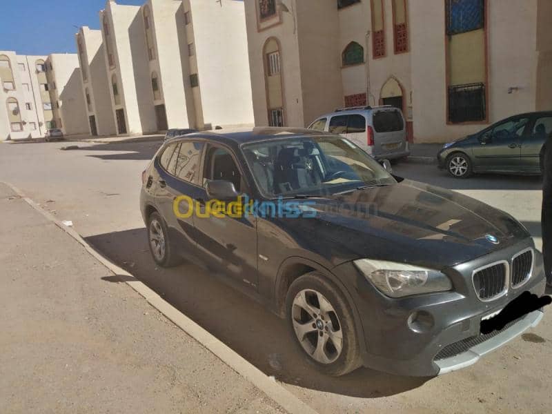 BMW X1 2011