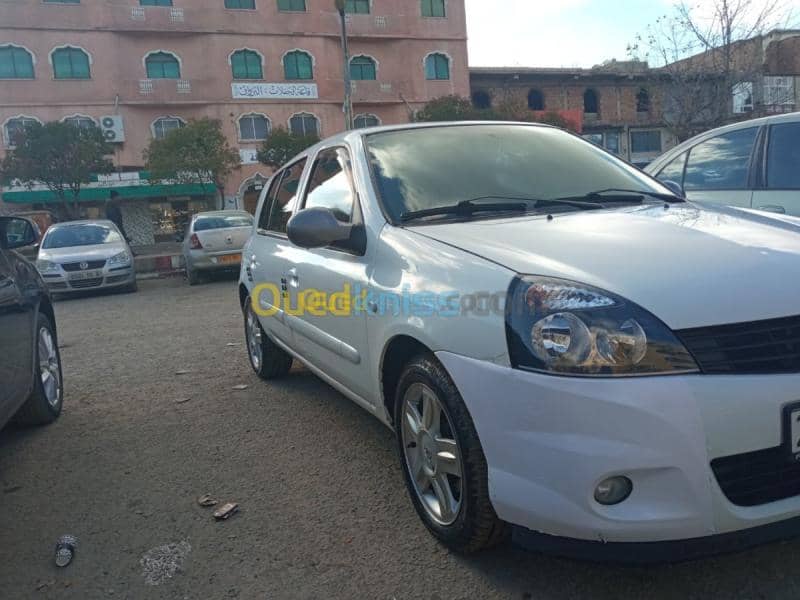 Renault Clio Campus 2013 6
