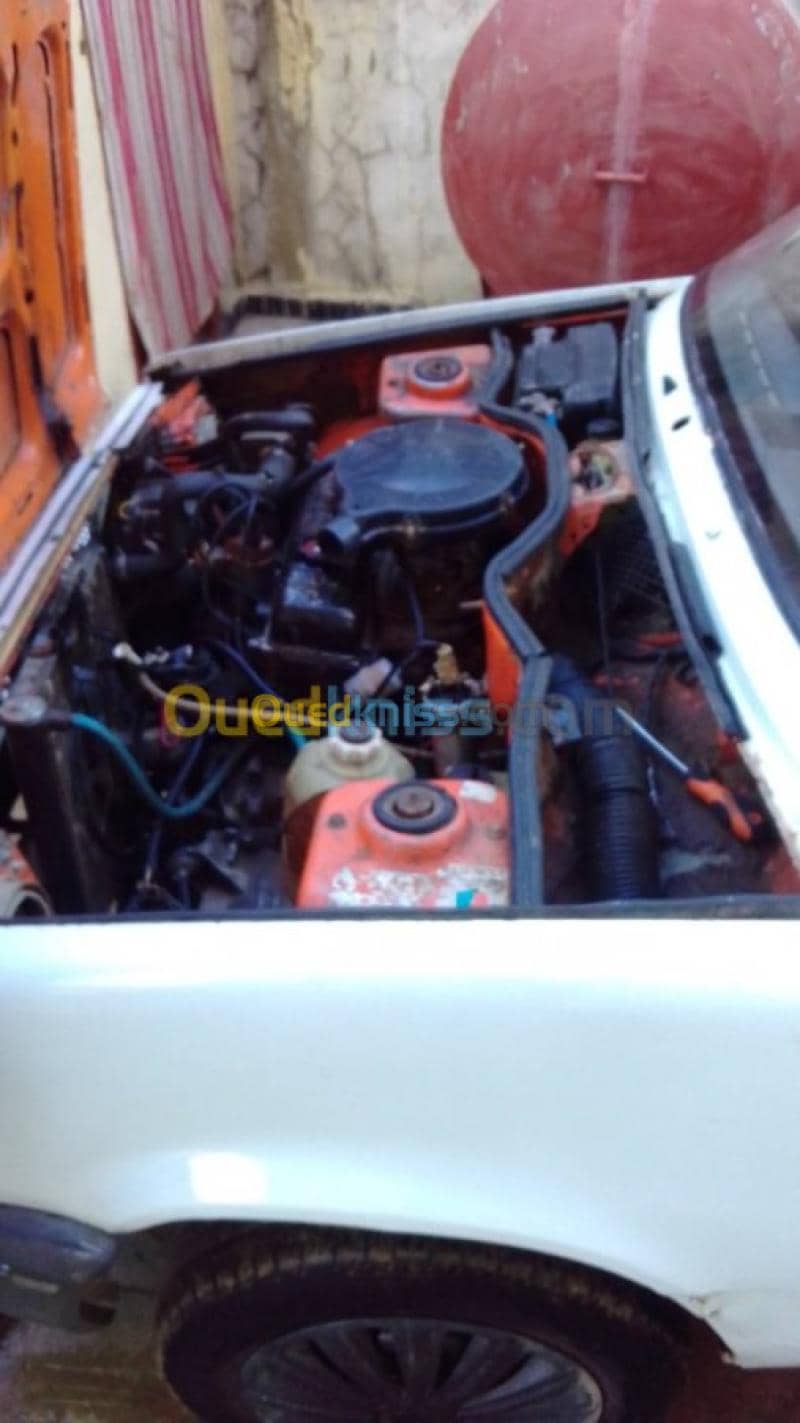 Renault اكسبراس 1985 رونو 8