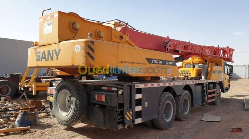 للكراء grue 25 tonn Xcmg 3