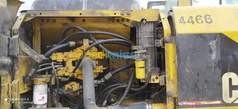 Pelle Caterpillar 325BL 5