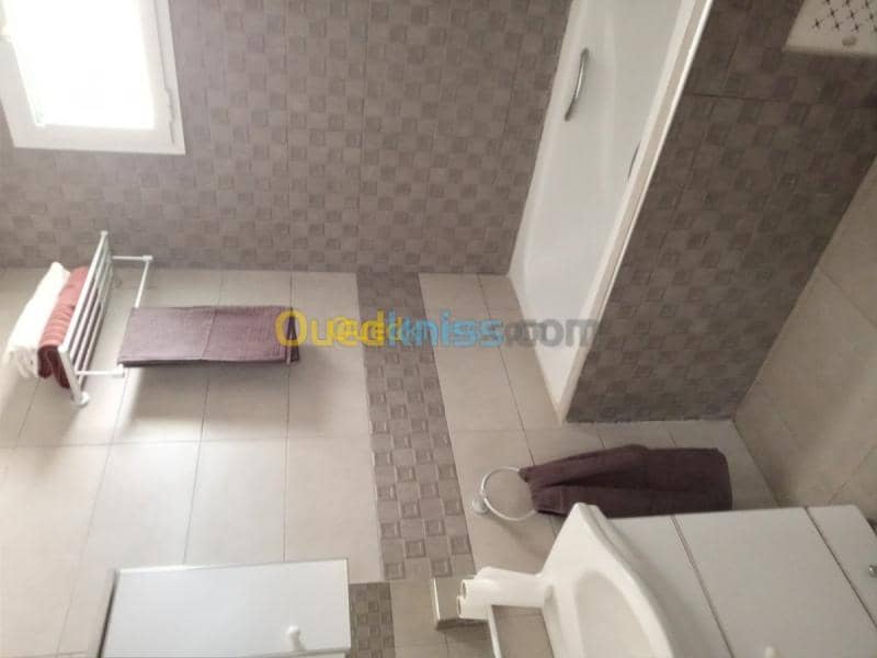 Cherche location Appartement F3 Alger Draria 2