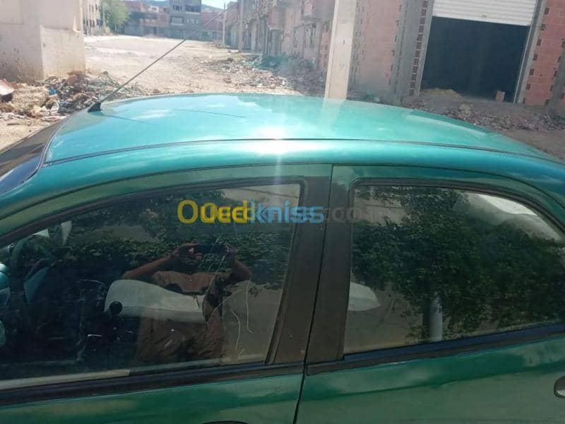 Chevrolet Optra 4 portes 2004 2