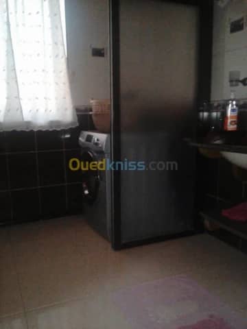 Location Studio Oran Oran 4