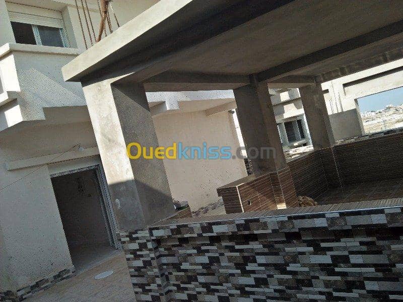 Vente Immeuble Alger El mouradia 34