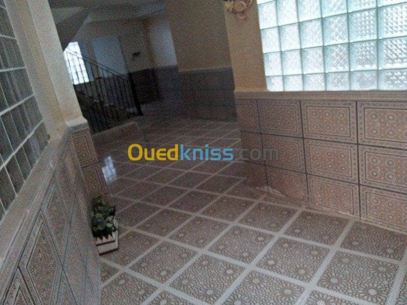 Vente Immeuble Alger El mouradia 49
