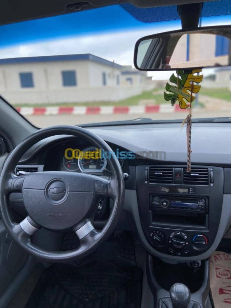 Chevrolet Optra 5 portes 2011