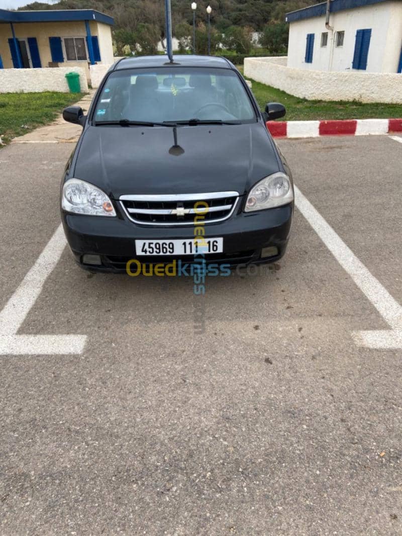 Chevrolet Optra 5 portes 2011 5