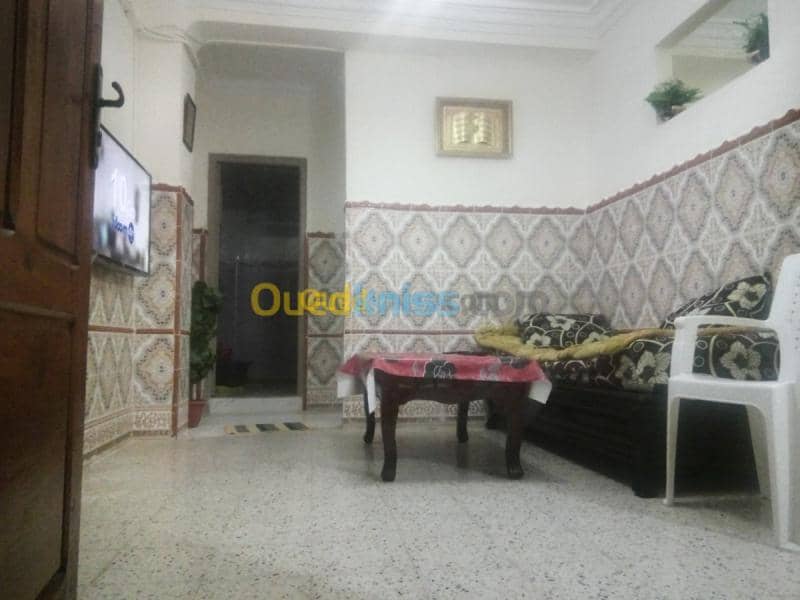 Vente Appartement F2 Oran Ain el turck 9