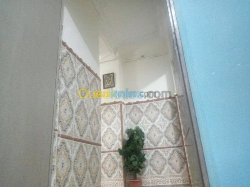 Vente Appartement F2 Oran Ain el turck 4