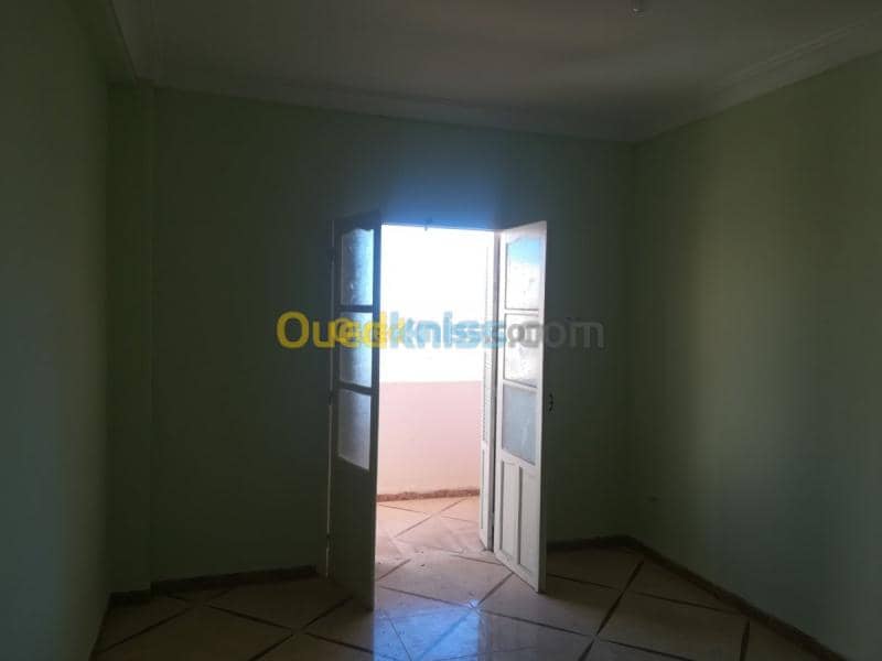 Vente Appartement F4 Chlef Beni haoua 11