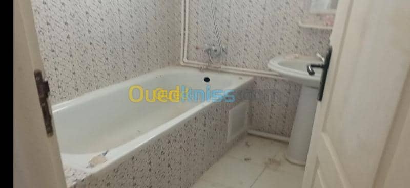 Echange Appartement F3 Annaba Oued el aneb 3