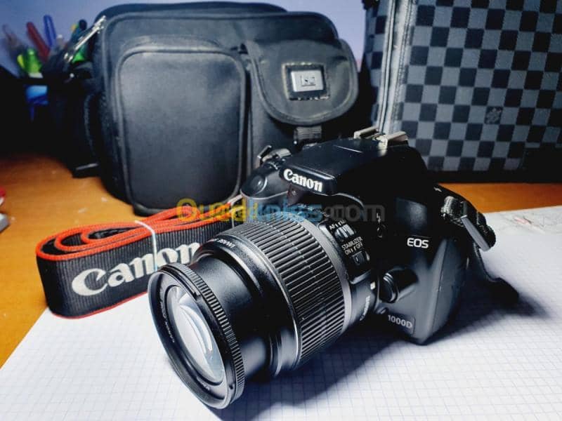 Canon 1000d avec objectif 18-55mm 4