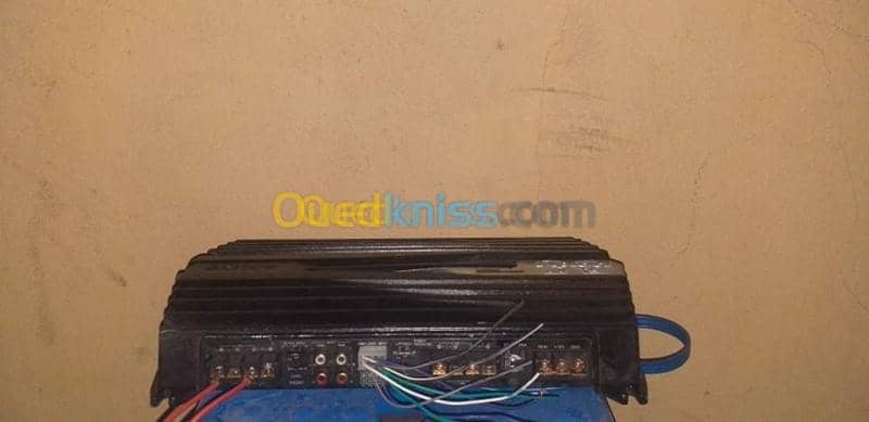 Subwoofer Sony Xplode + amplificateur 4