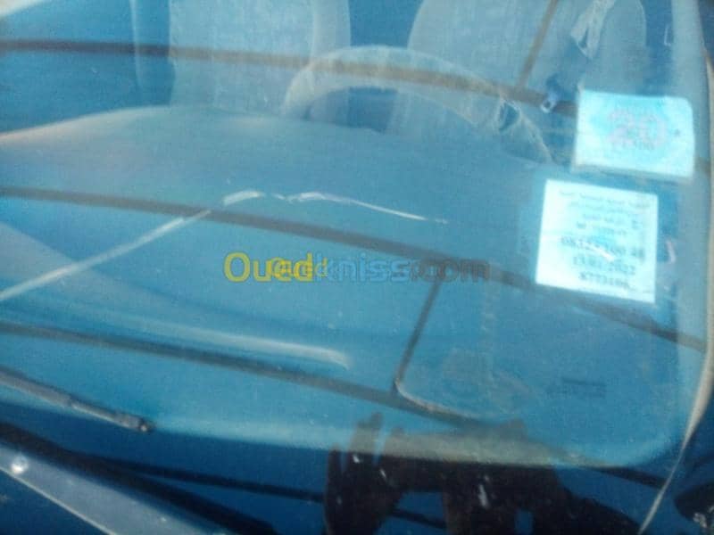 Daewoo Laganza 2000 13