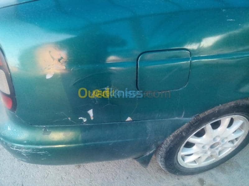 Daewoo Laganza 2000 16