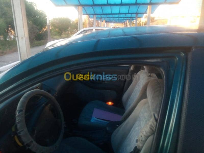 Daewoo Laganza 2000 7