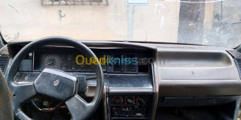 Renault 21 1992 4