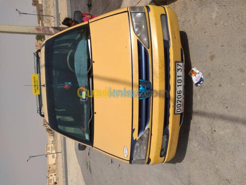 Peugeot 806 2001