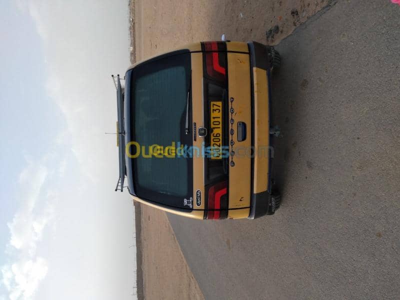Peugeot 806 2001 5