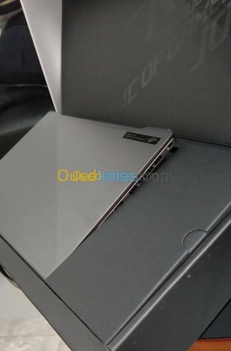 ASUS Zephyrus G14 Ryzen 7 4000 series 8