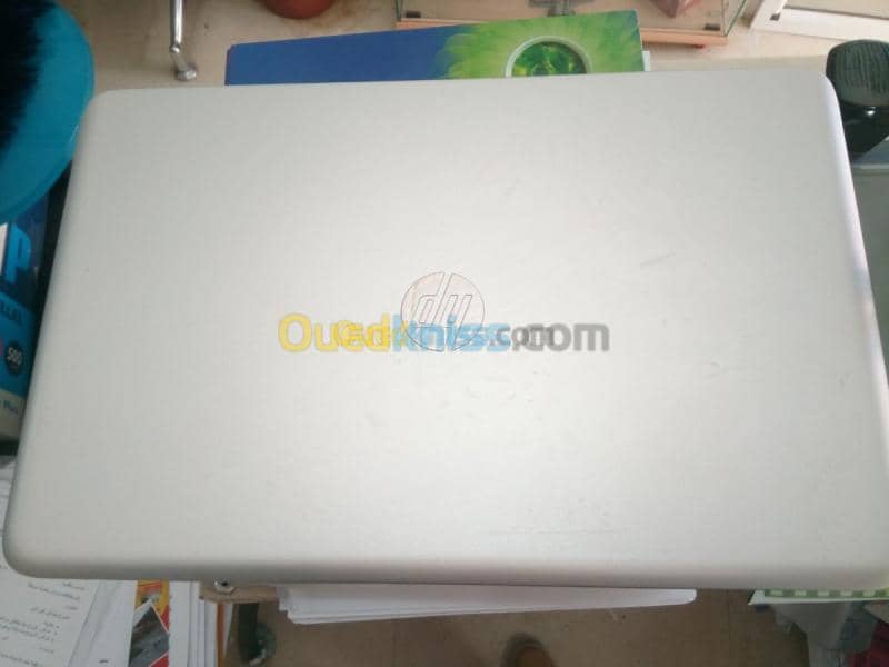 HP ENVY 17 9