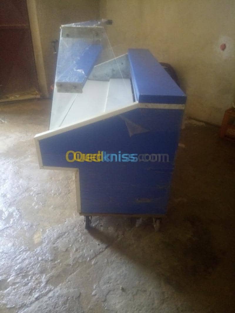 Frigo présentoir 9