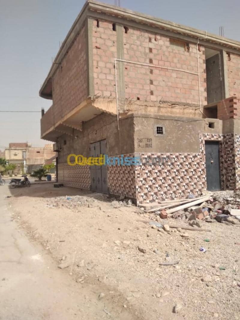 Vente Niveau De Villa F10 Biskra Doucen
