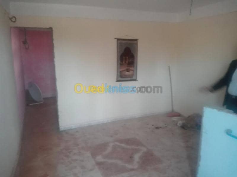 Echange Niveau De Villa F3 Ain temouchent Sidi safi 6