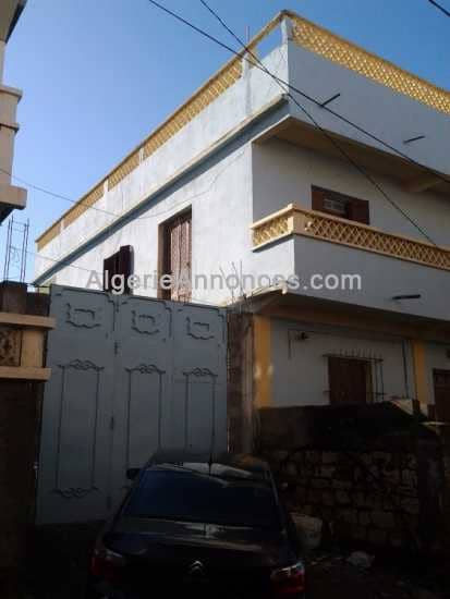 Villa 683 m2