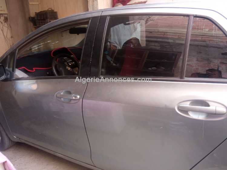 Toyota yaris 8