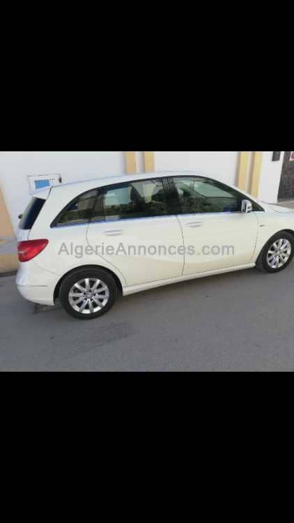Mercedes b180 3