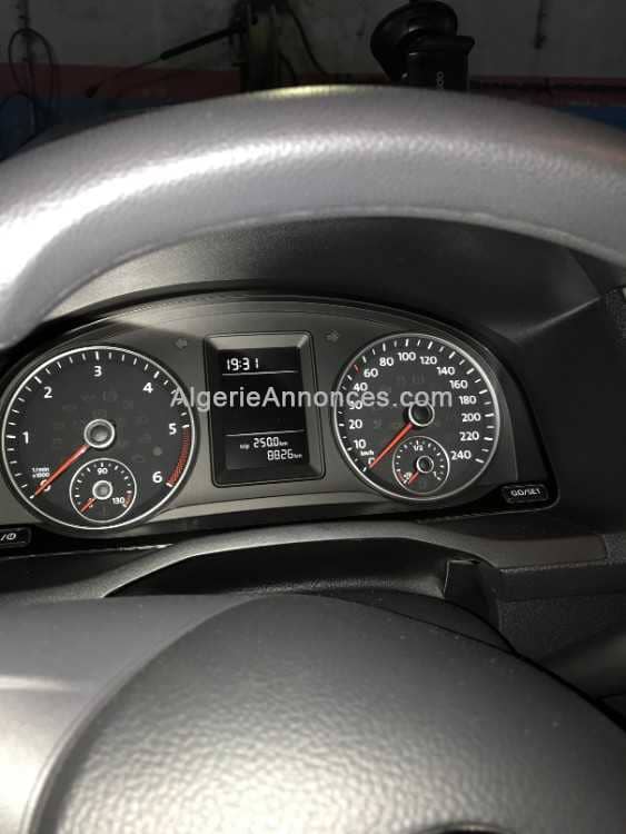 vend ou echange avec une swift boite auto 2