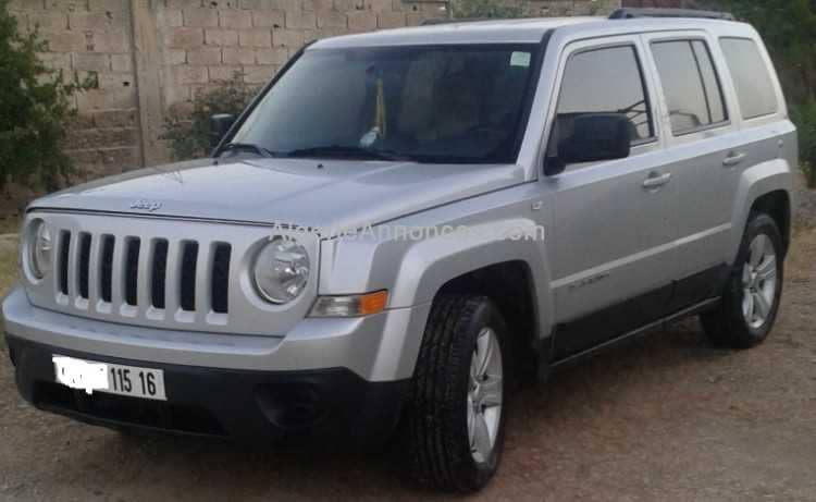 Jeep patriot 2015 essence 2.0 156 ch