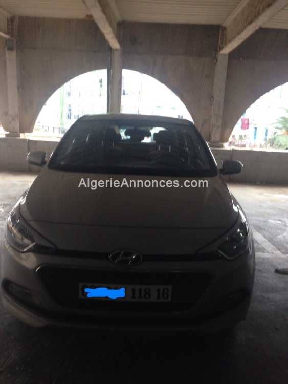 À vendre new i20 2