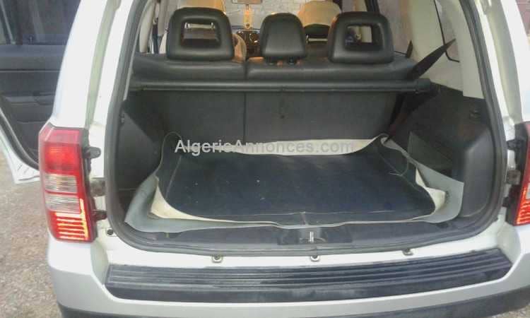 Jeep patriot 2015 essence 2.0 156 ch 4