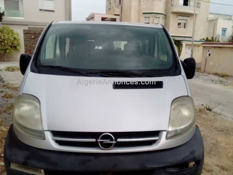 Renault  trafic 9 places 4