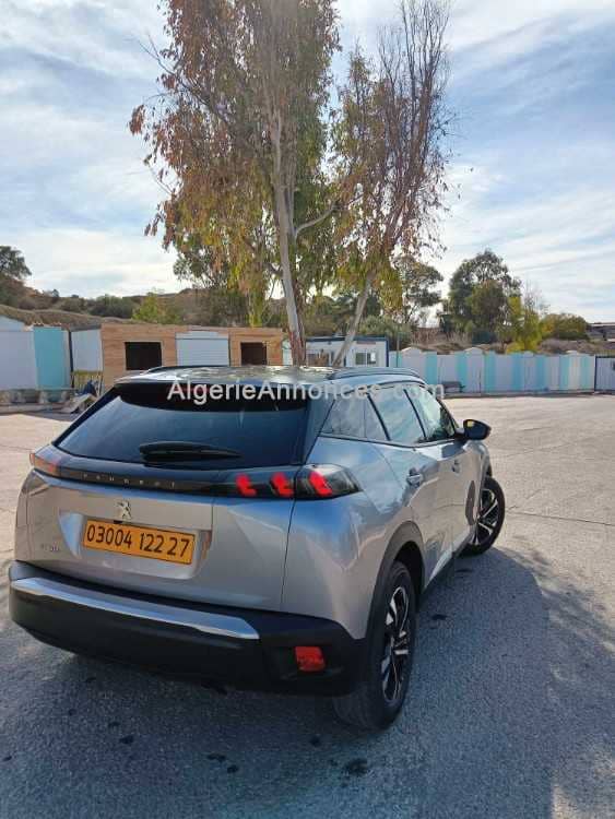 Peugeot 2008 5