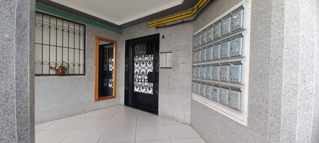 Vente f3 1er étage ibourassen 8