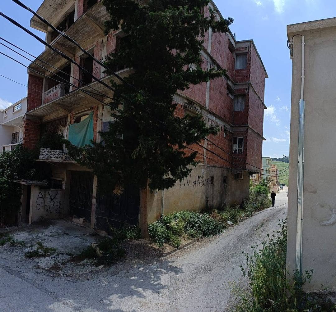 Vente carcasse cité el hanaa boussouf