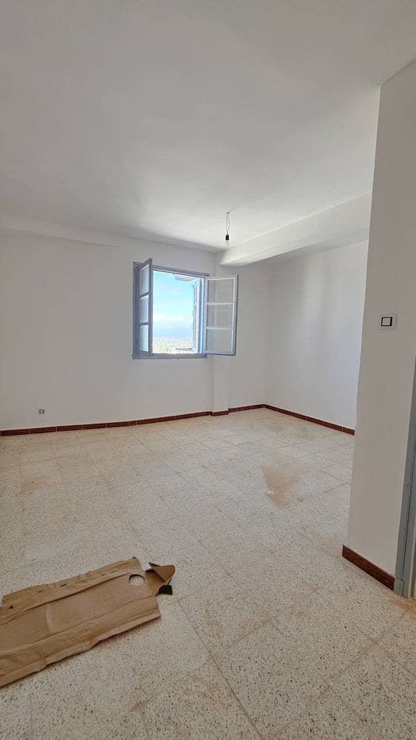 Appartement a vendre f4 centre-ville de jijel 8