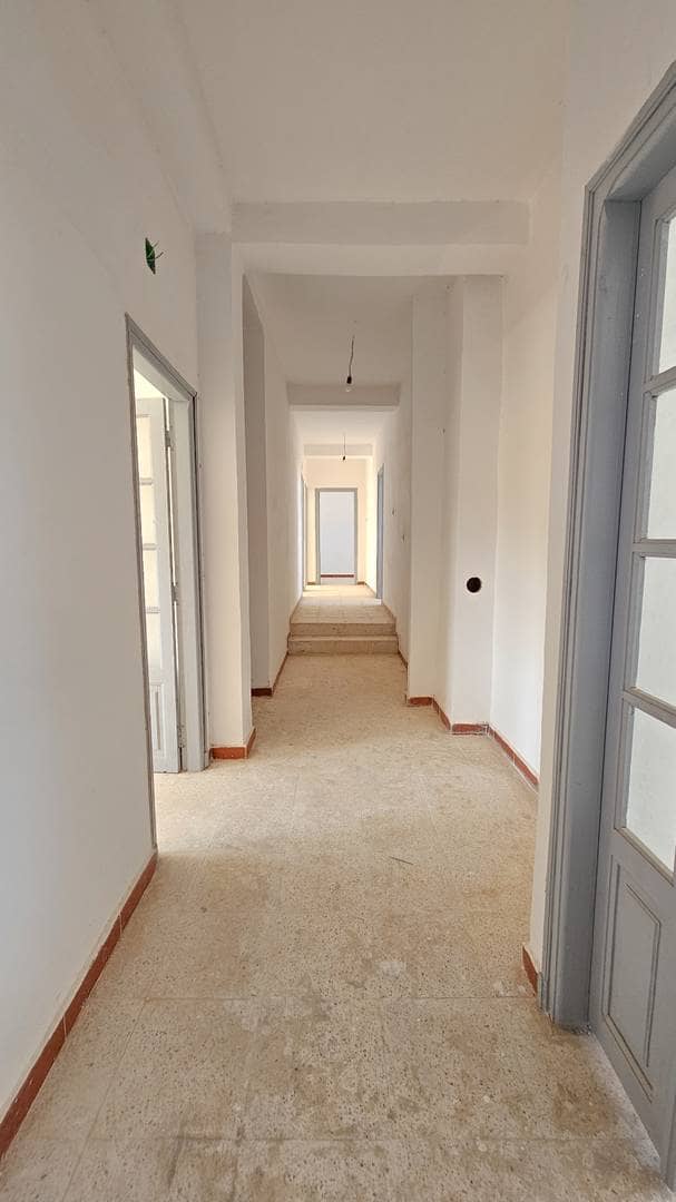 Appartement a vendre f4 centre-ville de jijel 9